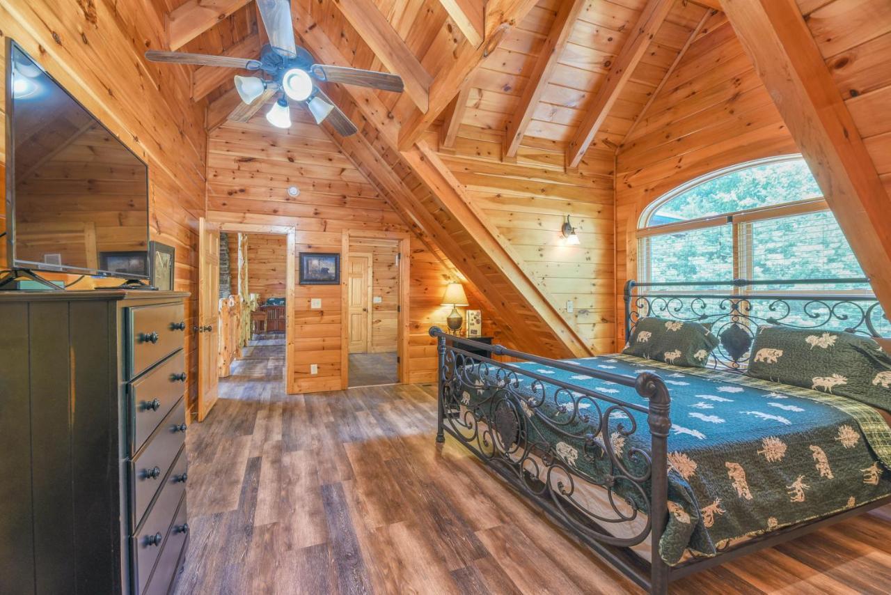 Smokystays 6 Bedroom Pigeon Forge