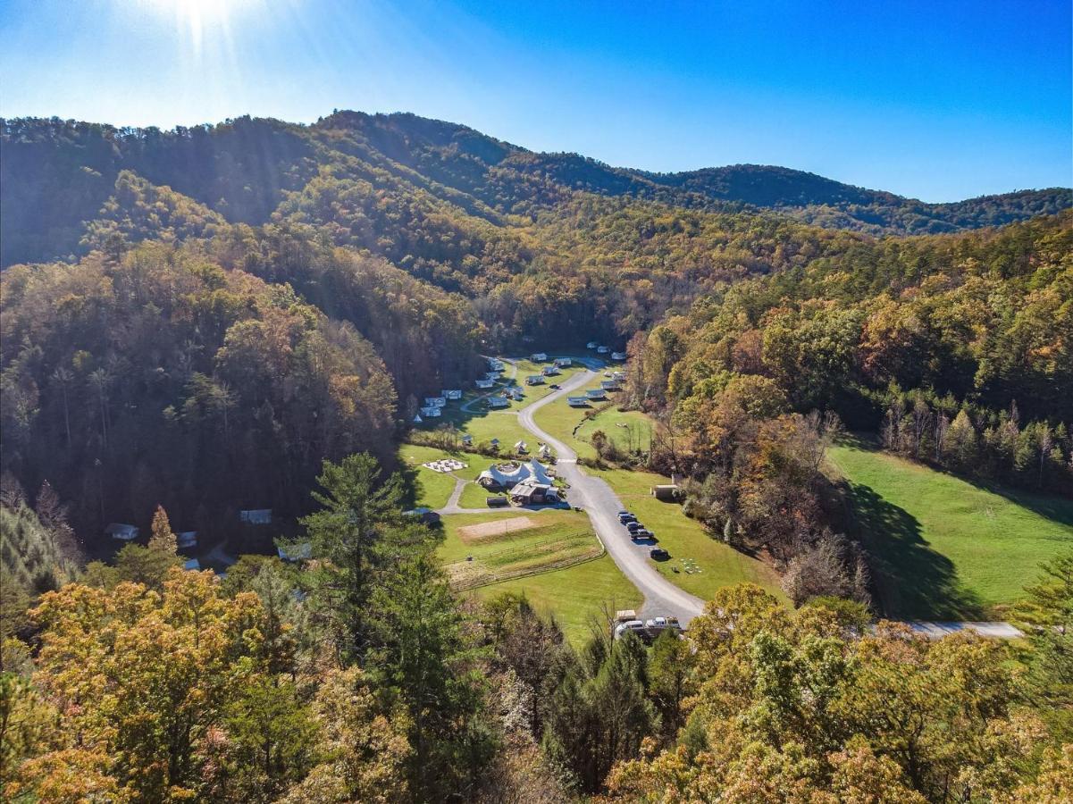 Under Canvas Great Smoky Mountains Luxury tent