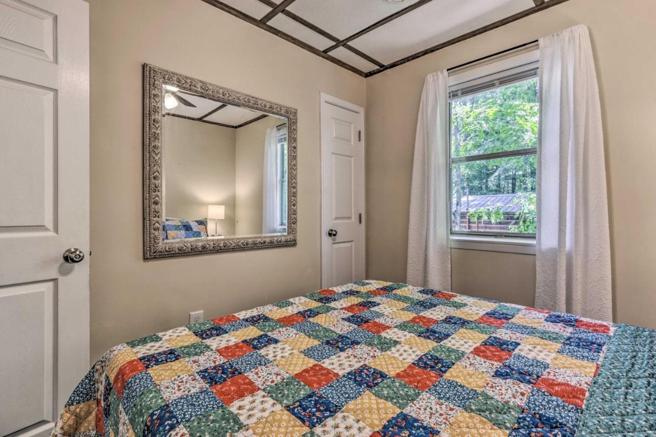Peaceful Pigeon Forge Cabin With Fire Pit! *