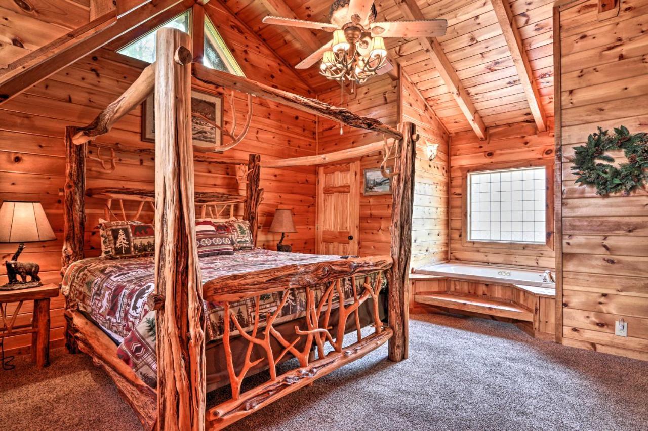 Holiday home Getaway With Covered Patio And Hot Tub! Pigeon Forge