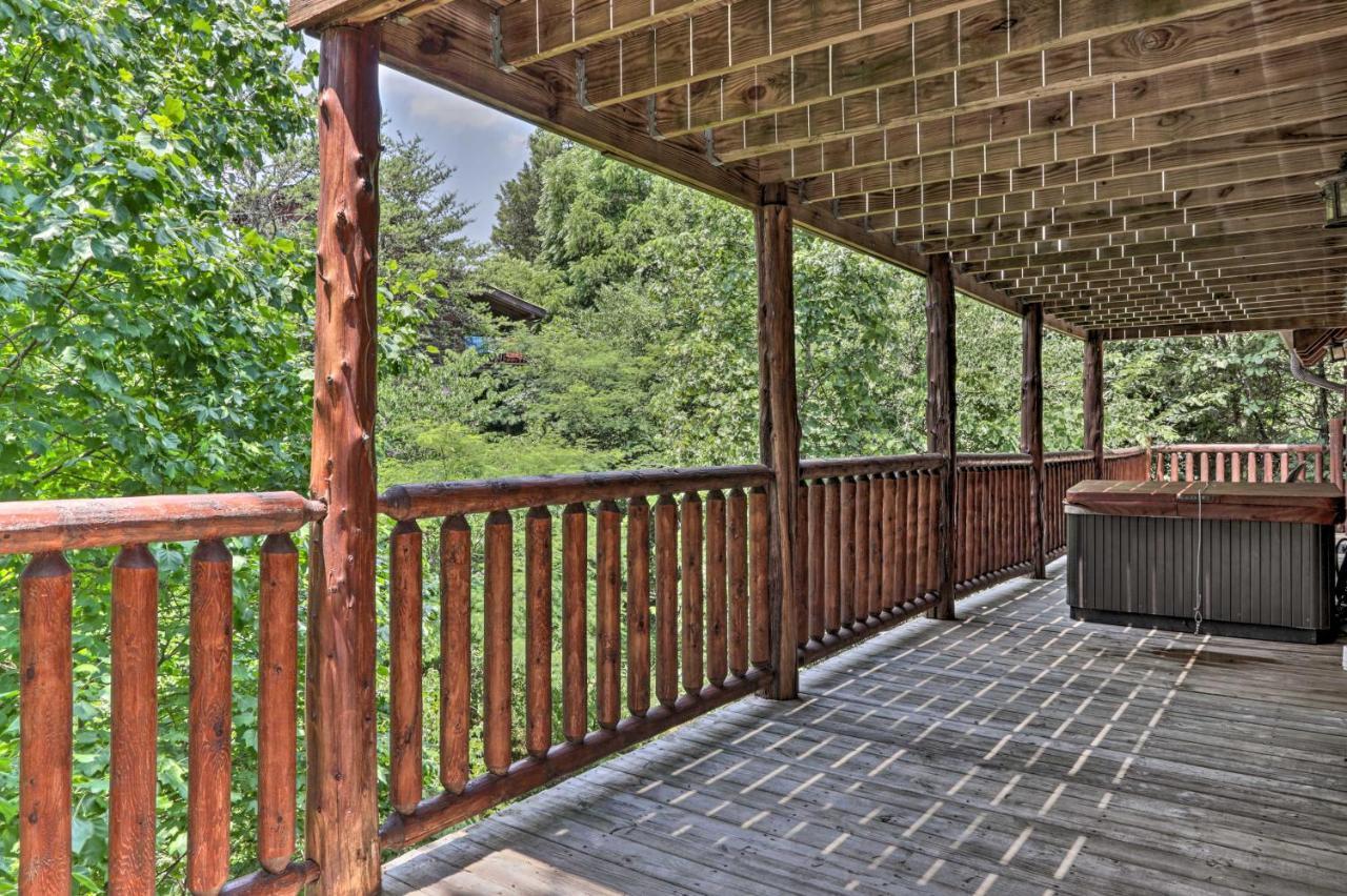 Getaway With Covered Patio And Hot Tub! Holiday home *