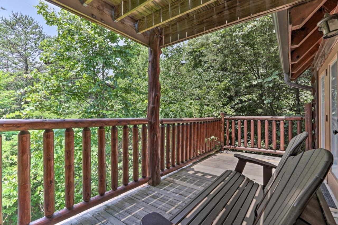 Holiday home Getaway With Covered Patio And Hot Tub! *