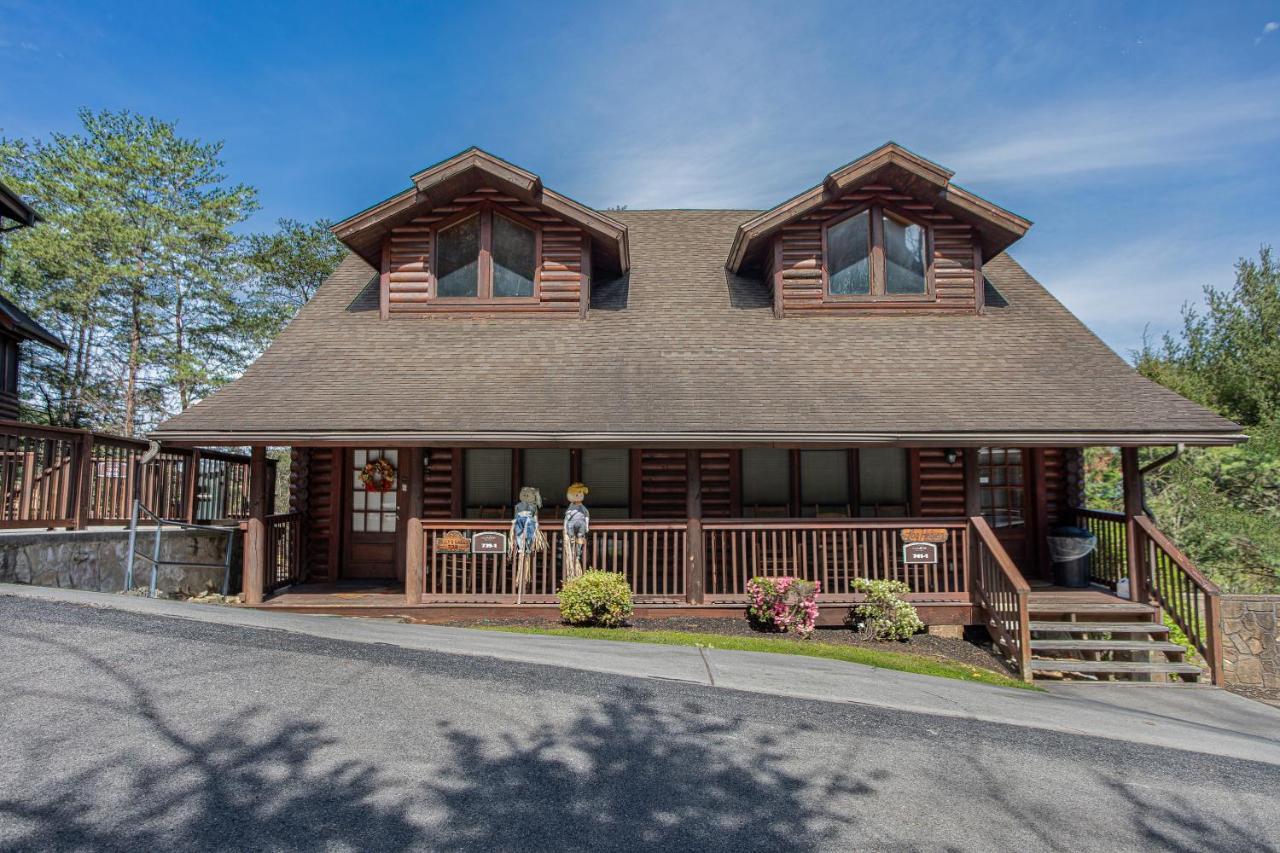 Great Wolf Cabin In Pigeon Forge! *