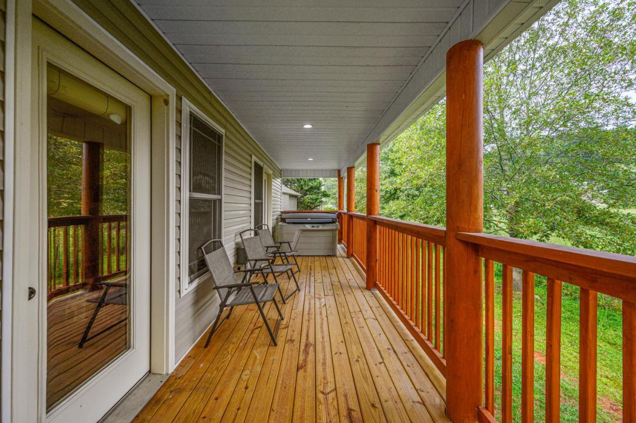Smoky Mountain Chalet Pigeon Forge