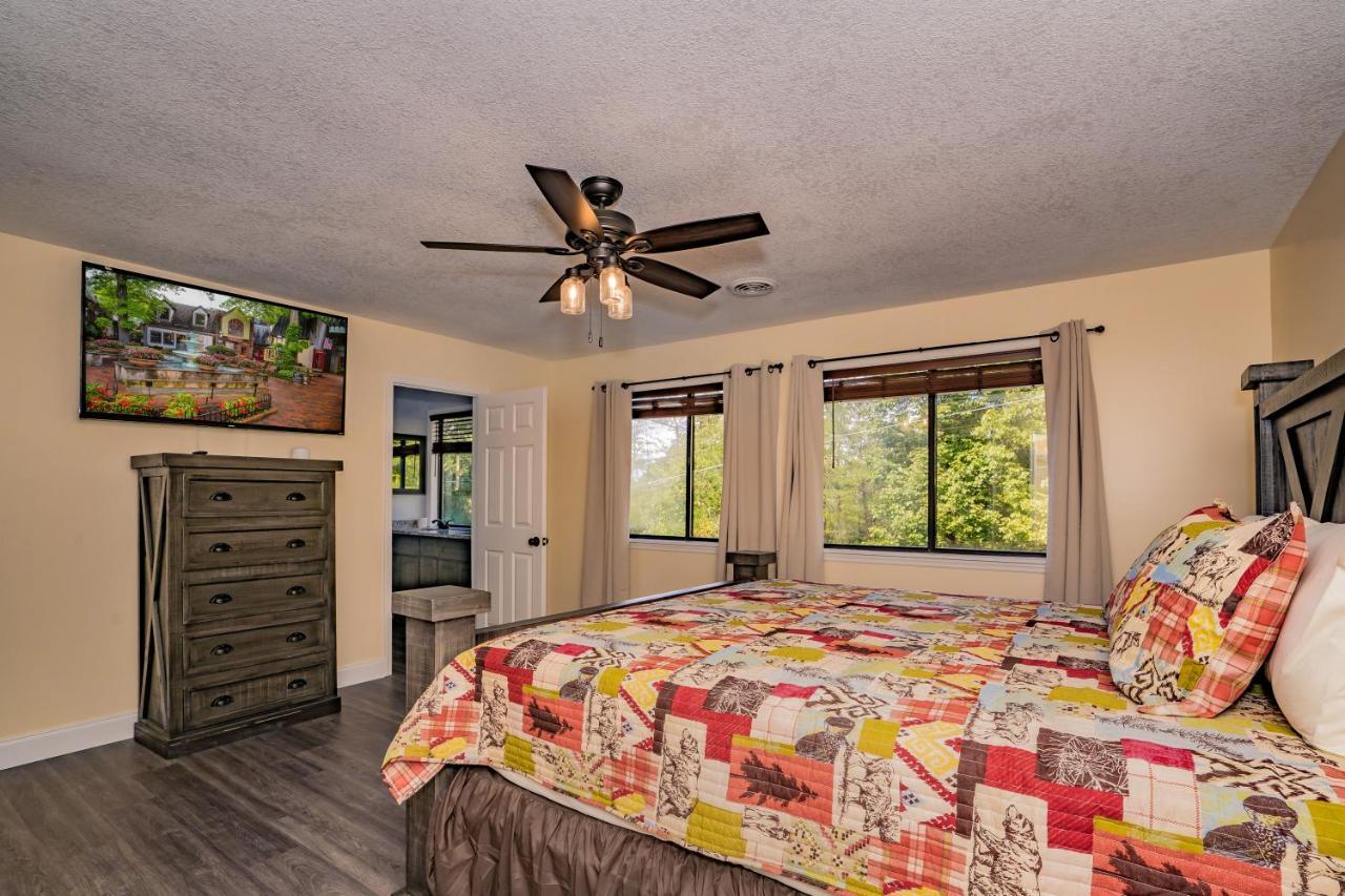 Escape, Hot Tub, Game Room, Wifi, 1089 Free Tickets Each Paid Day, Dollywood And Chalet Pigeon Forge