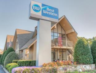 Western Toni 3* Pigeon Forge