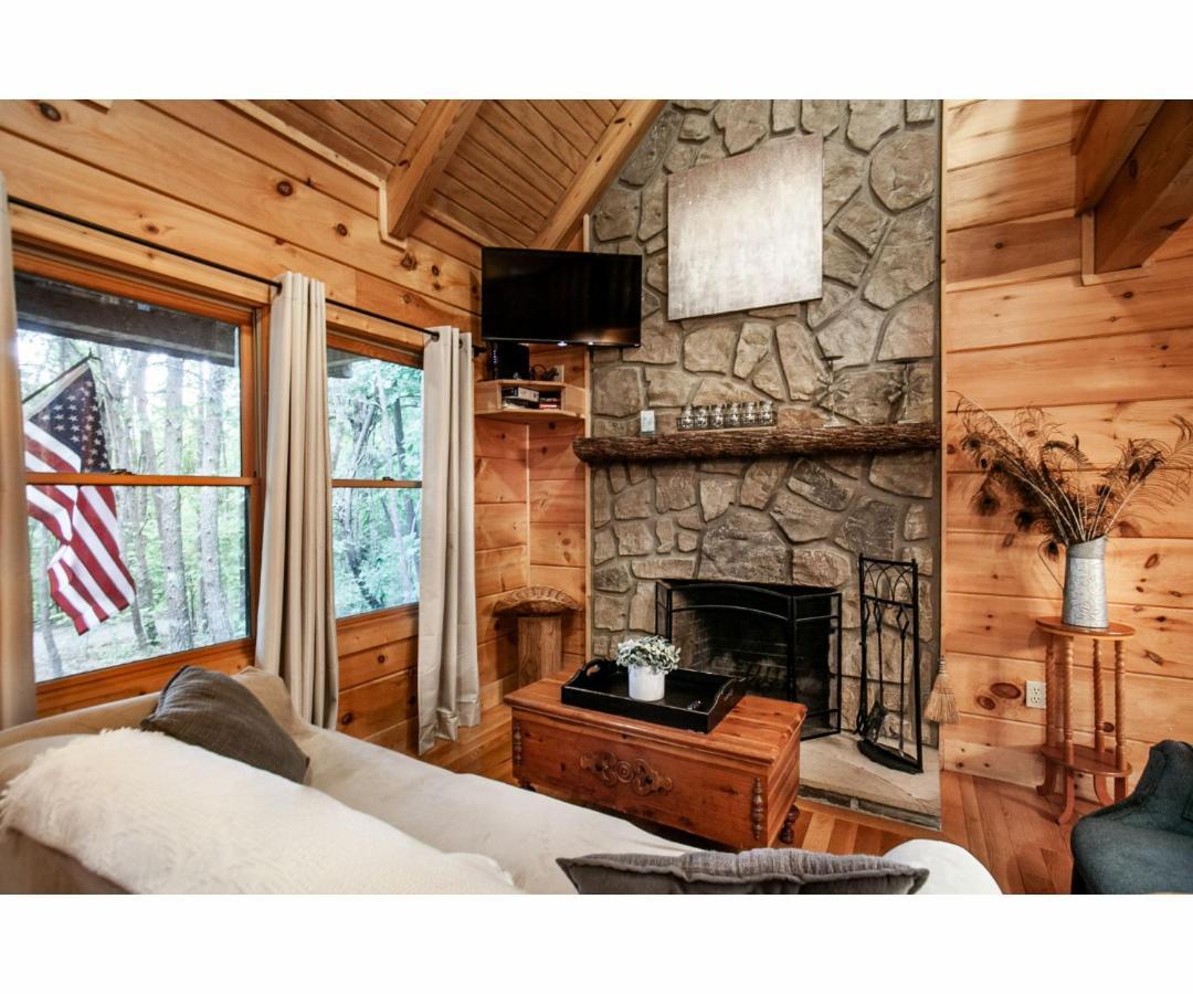 Holiday home Sweet Dreams With Romantic, Hot Tub And Pool Table