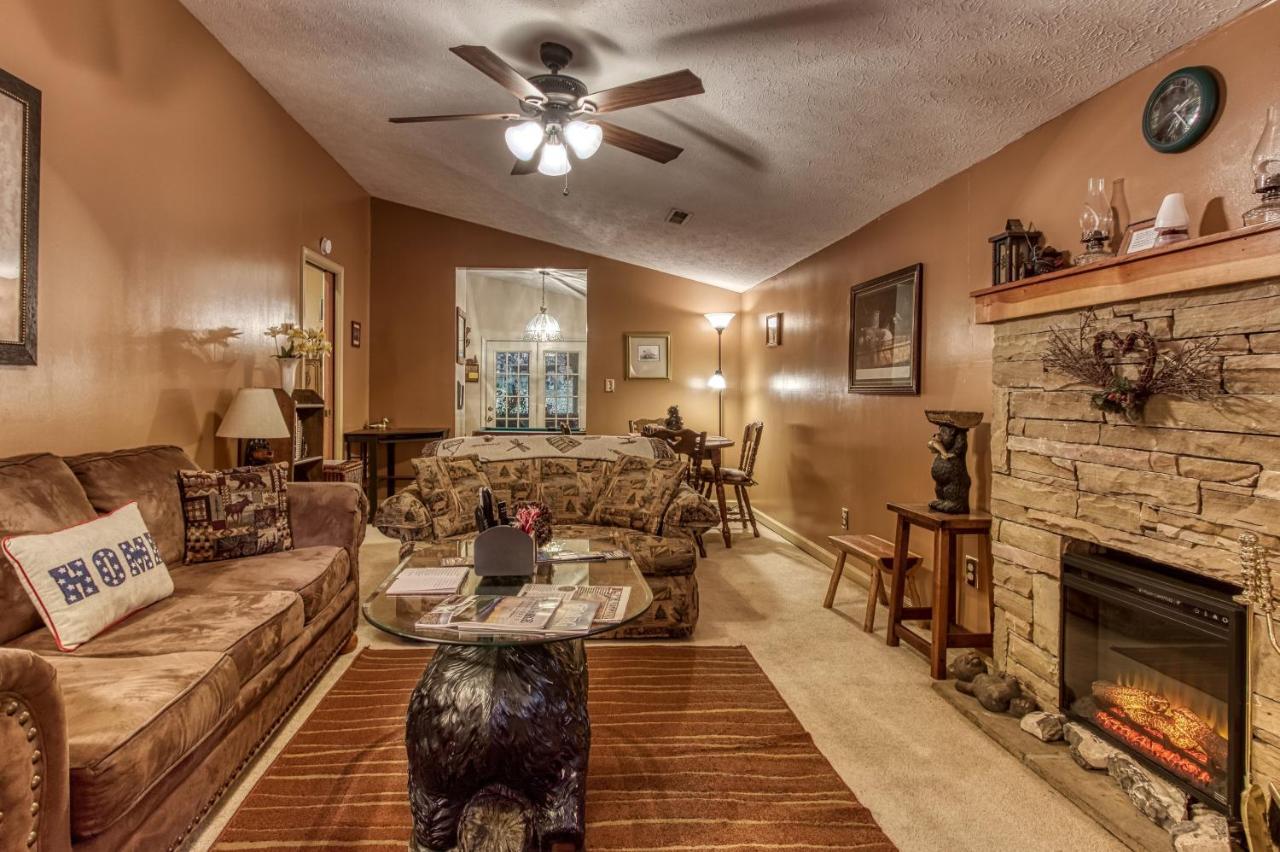 Holiday home Cozy Creek Pigeon Forge