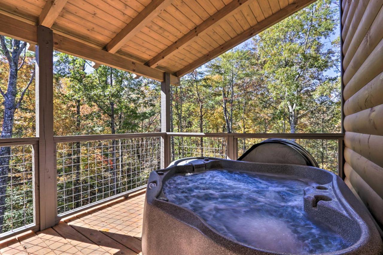 Holiday home With Hot Tub 1 Mi To Parkway Pigeon Forge