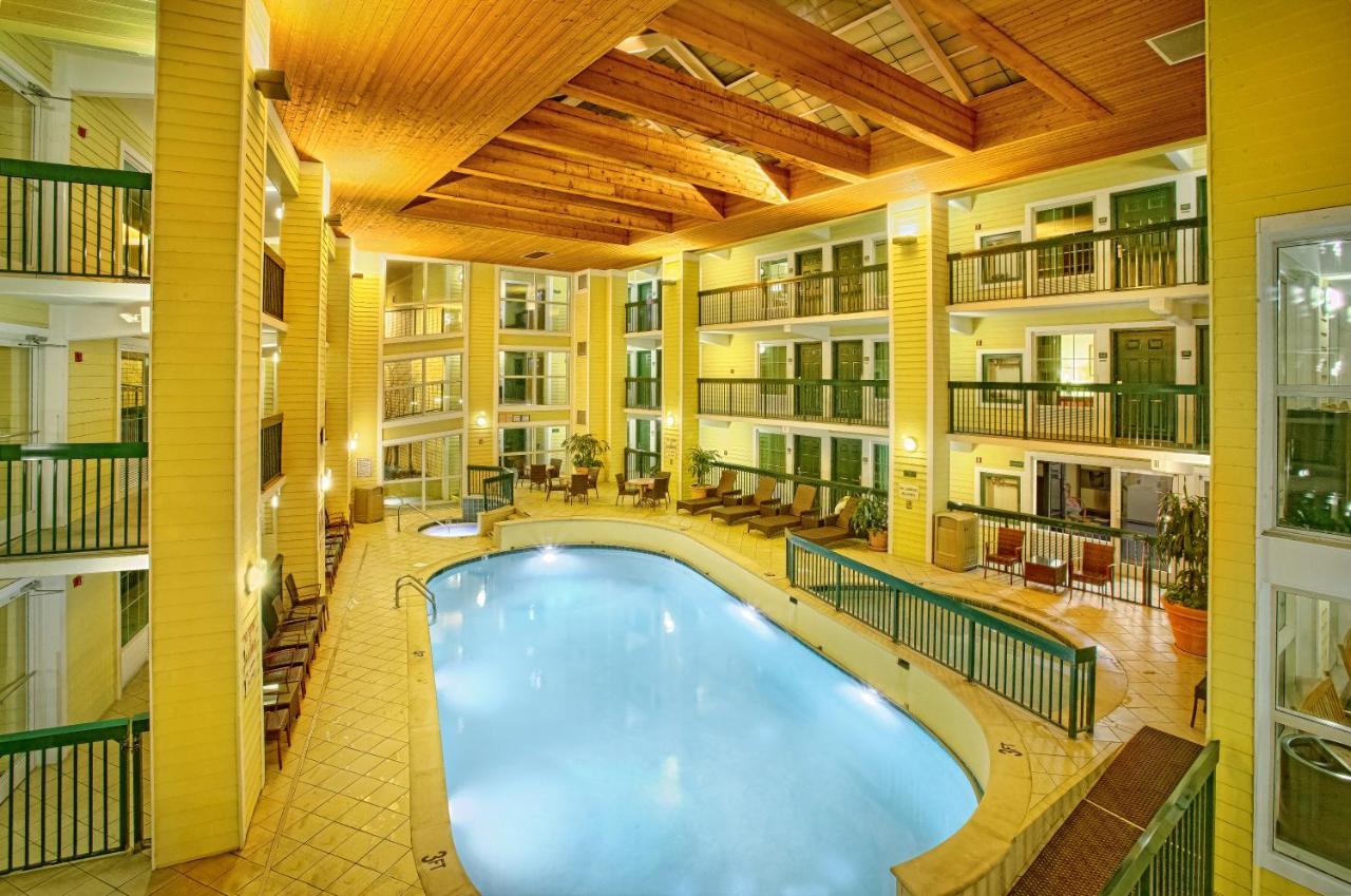 Econo Riverside * Pigeon Forge