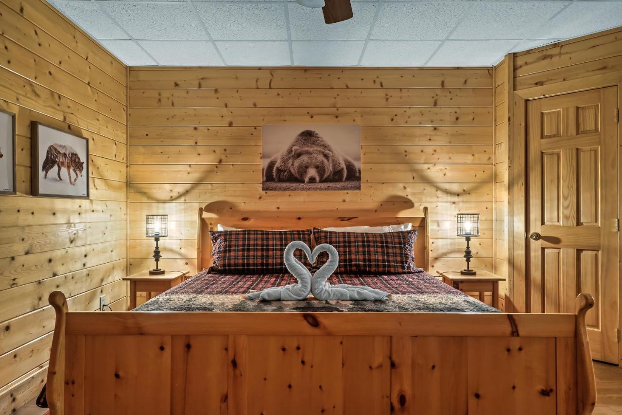 Cozy Log Cabin!! In Heart Of Pf & Close To The Smokies * Pigeon Forge