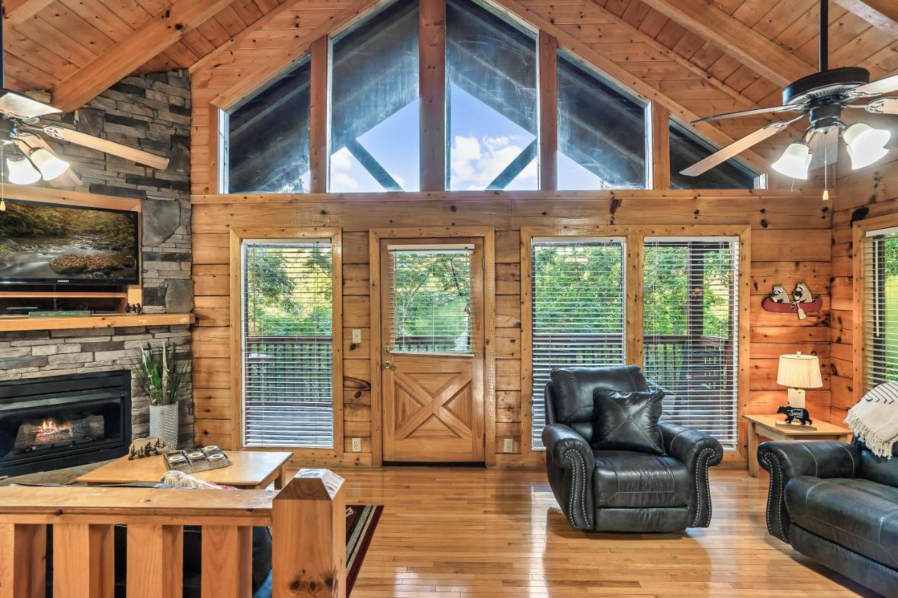Cozy Log Cabin!! In Heart Of Pf & Close To The Smokies * Pigeon Forge