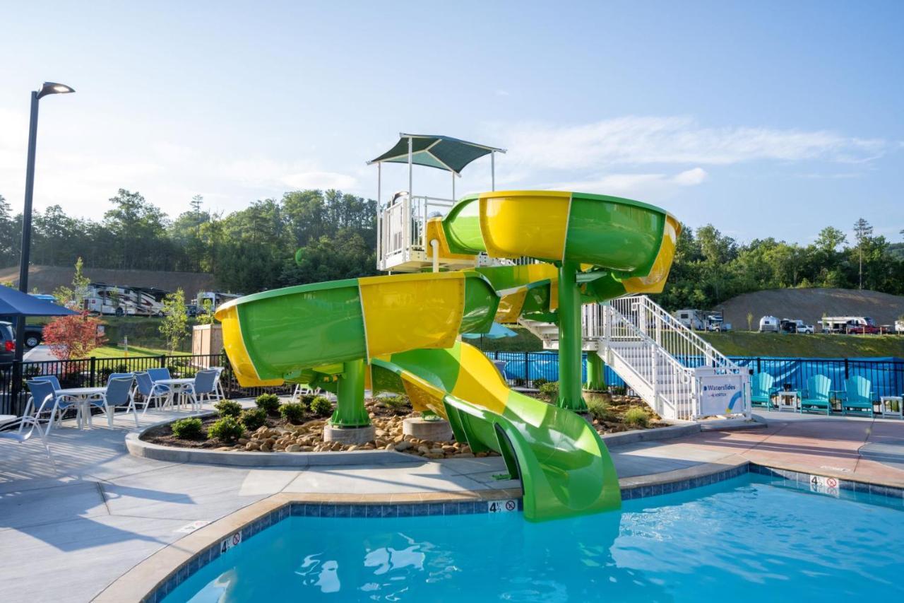 Hotel The At Camp Margaritaville