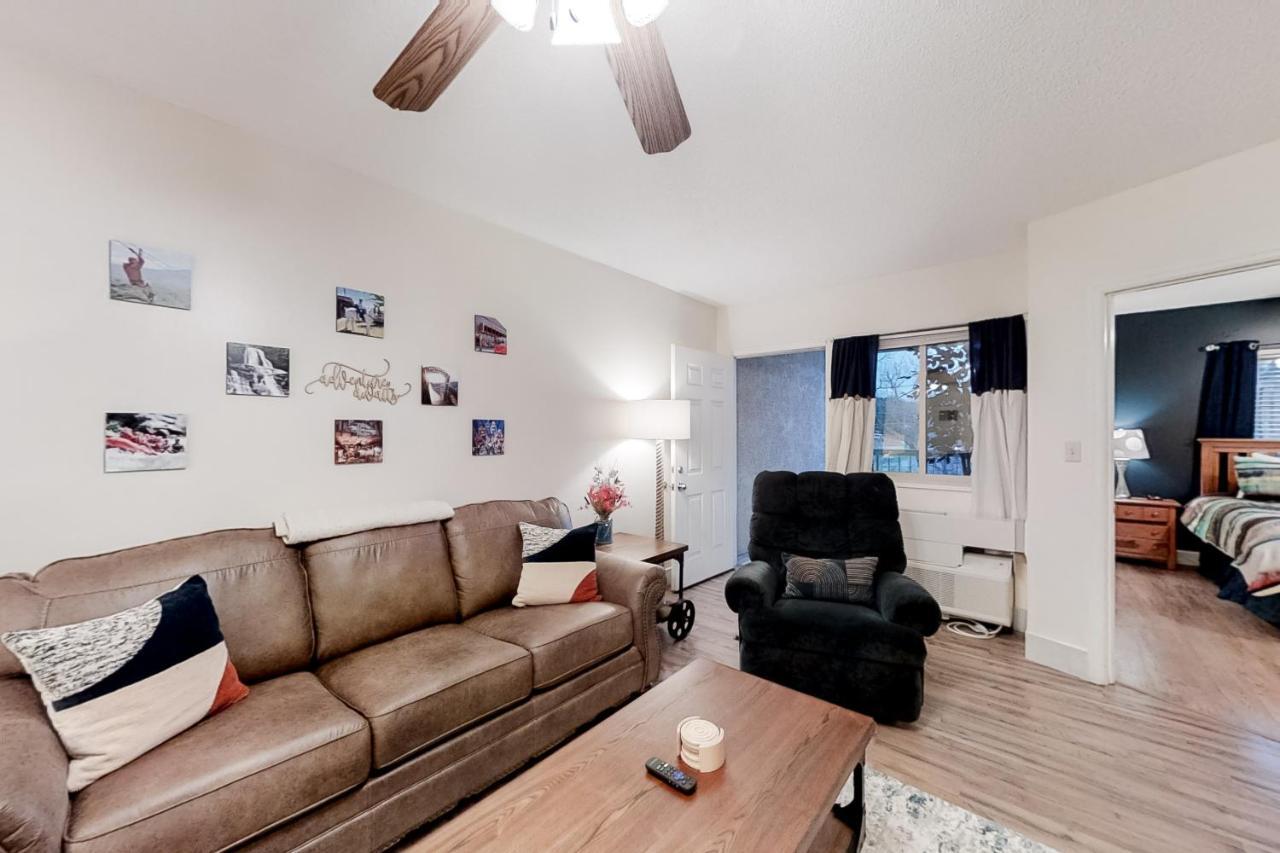 River Place Hideaway * Pigeon Forge