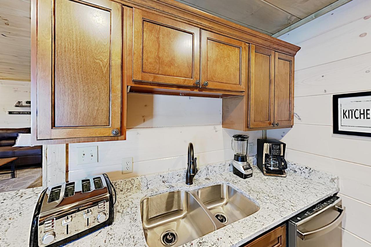 Holiday home Bear Cove Falls Pigeon Forge