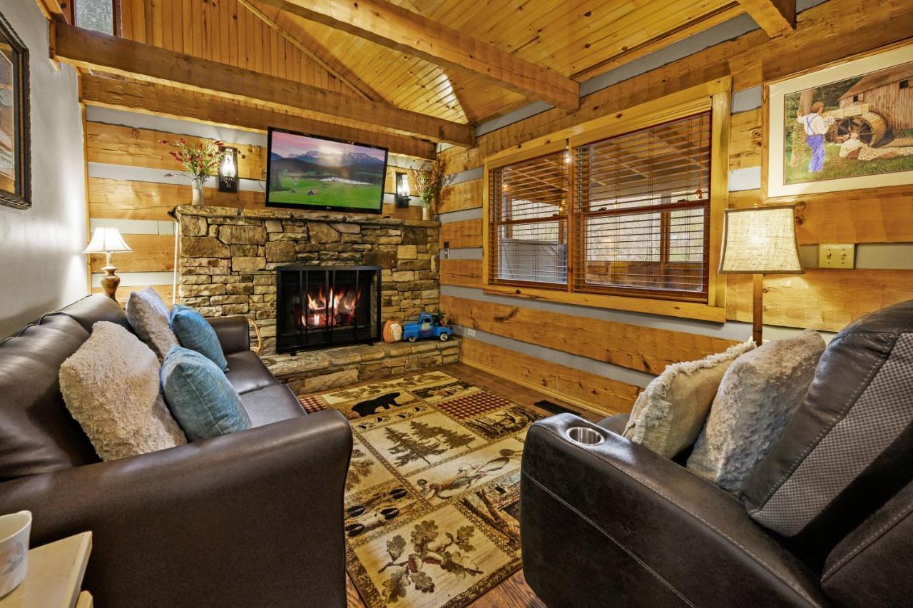 Holiday home The Robins Nest With Hot Tub Pigeon Forge