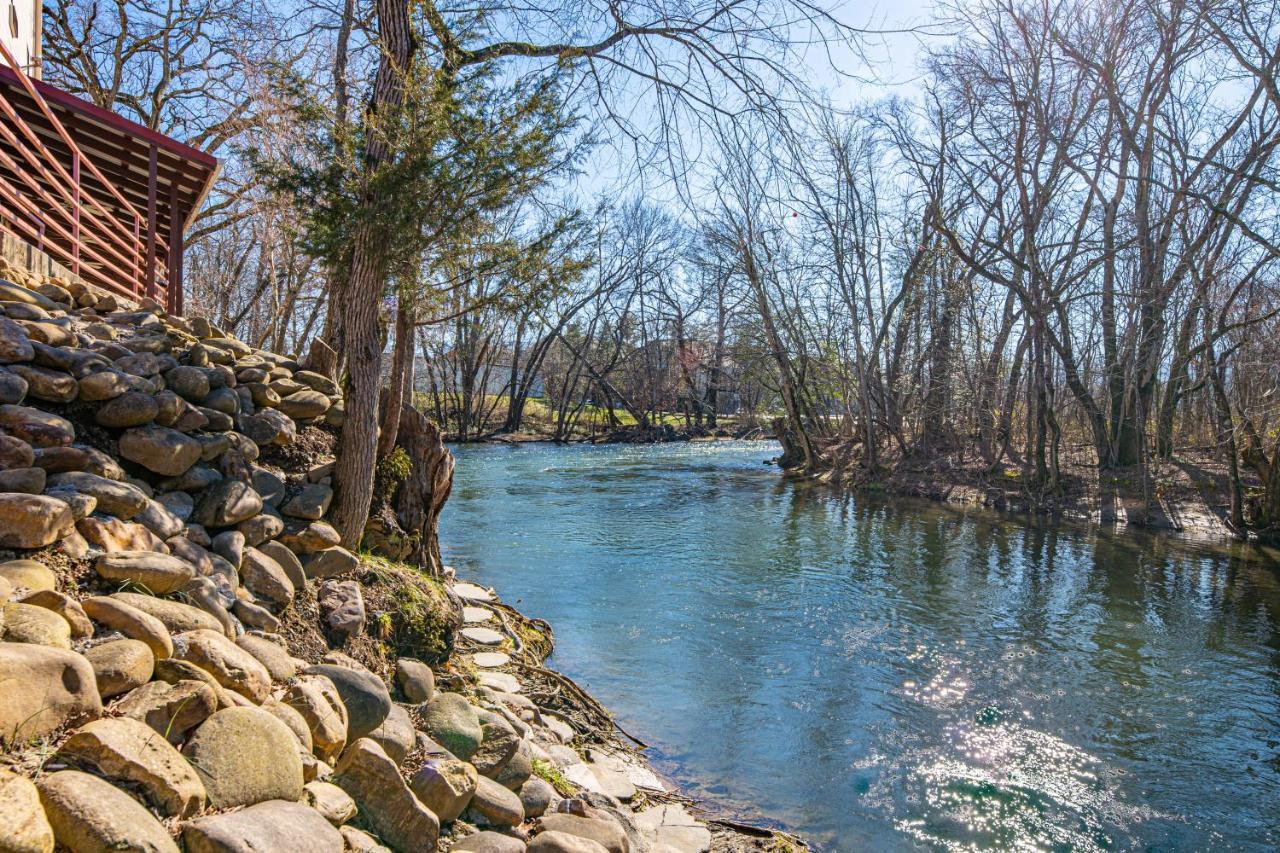 River Bend - Pigeon Forge