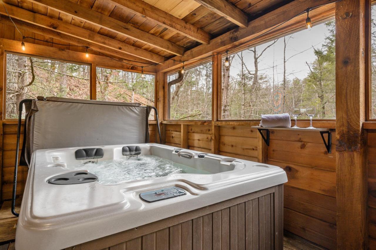 The Robins Nest With Hot Tub