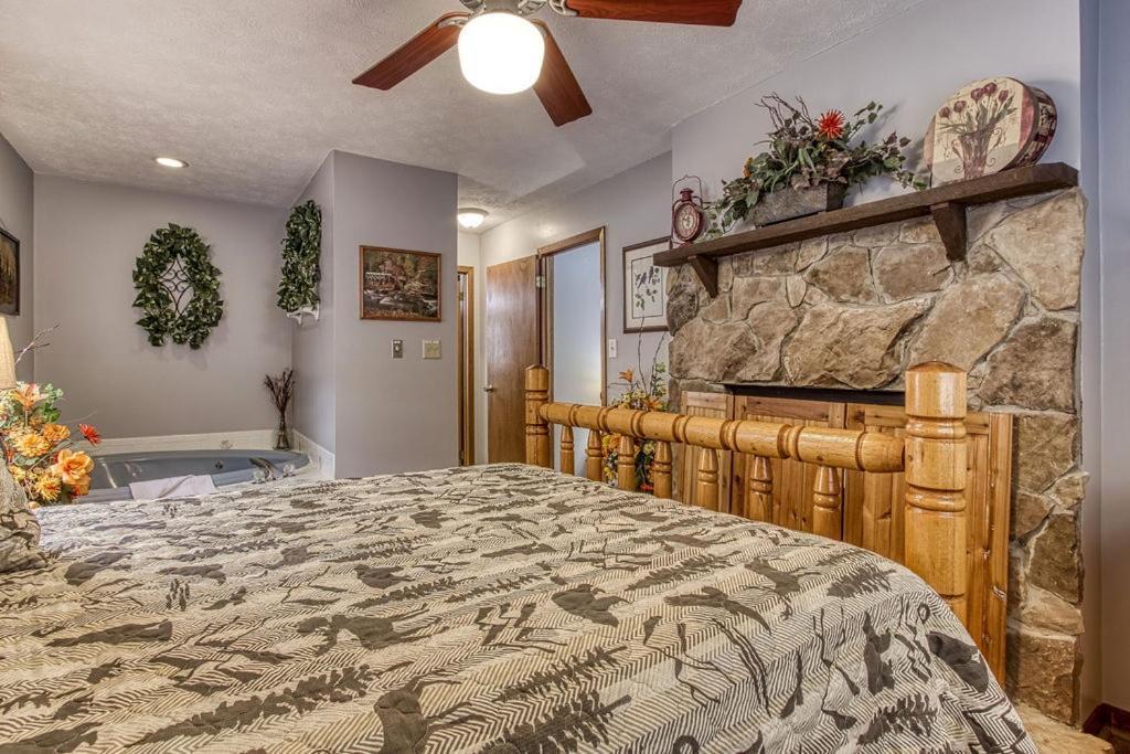 Holiday home Adalynn's Mountain Retreat-hot Tub, 1089 Of Free Tickets For Each Paid Day, Dollywood And More! *