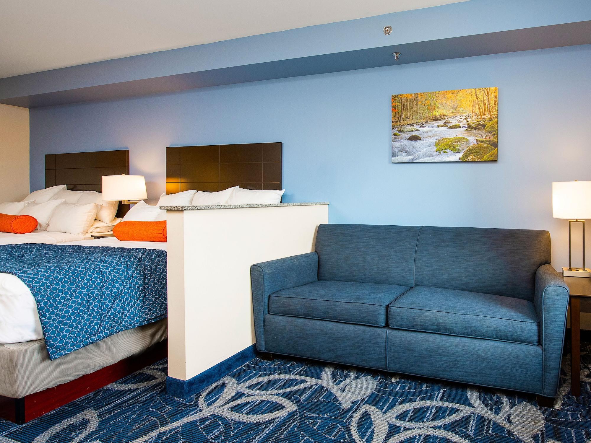 Hotel Country Cascades Waterpark 3*