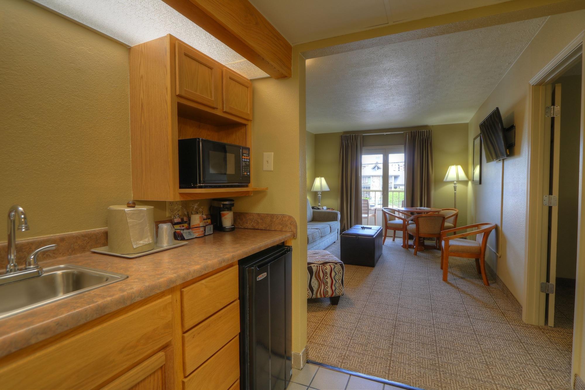 Quality & At Dollywood Lane 2*