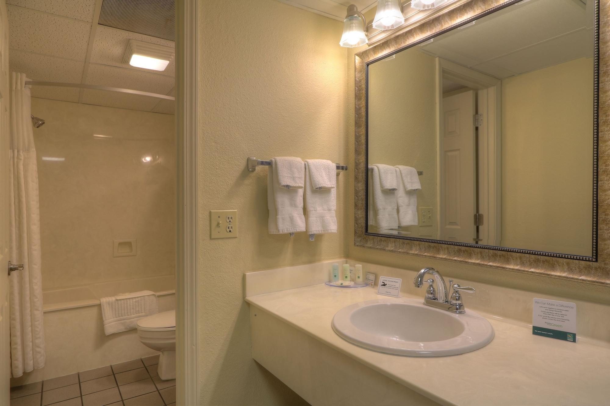 Quality & At Dollywood Lane 2* Pigeon Forge