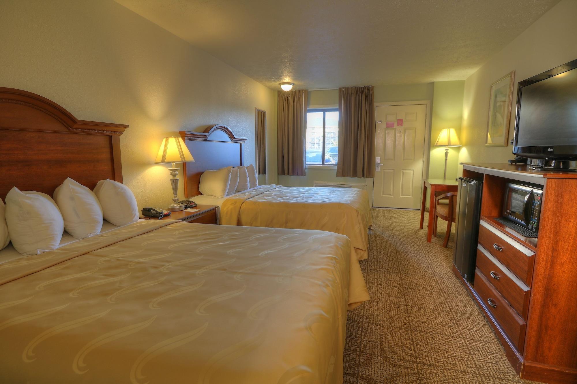 Quality & At Dollywood Lane 2*