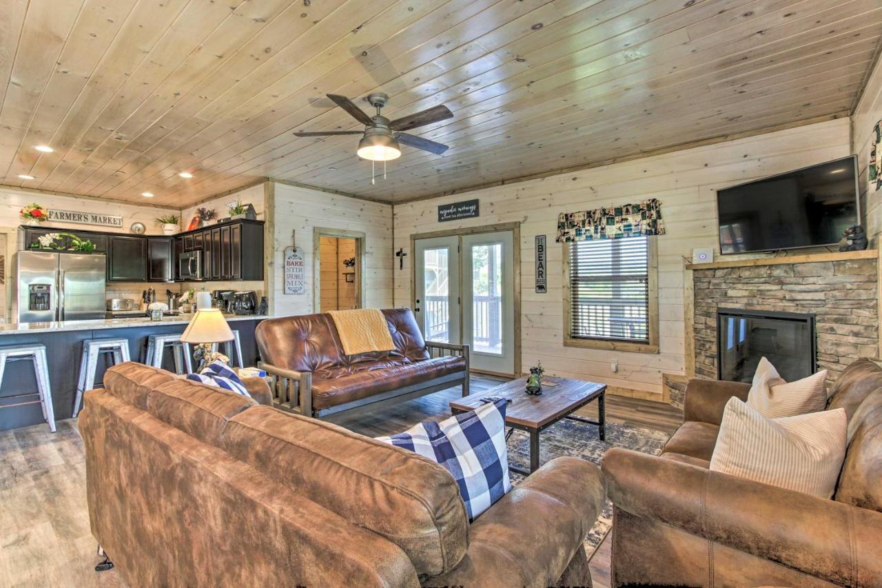 'madison Bear Garden' 7bdr W/hot Tub + Pool Access * Pigeon Forge