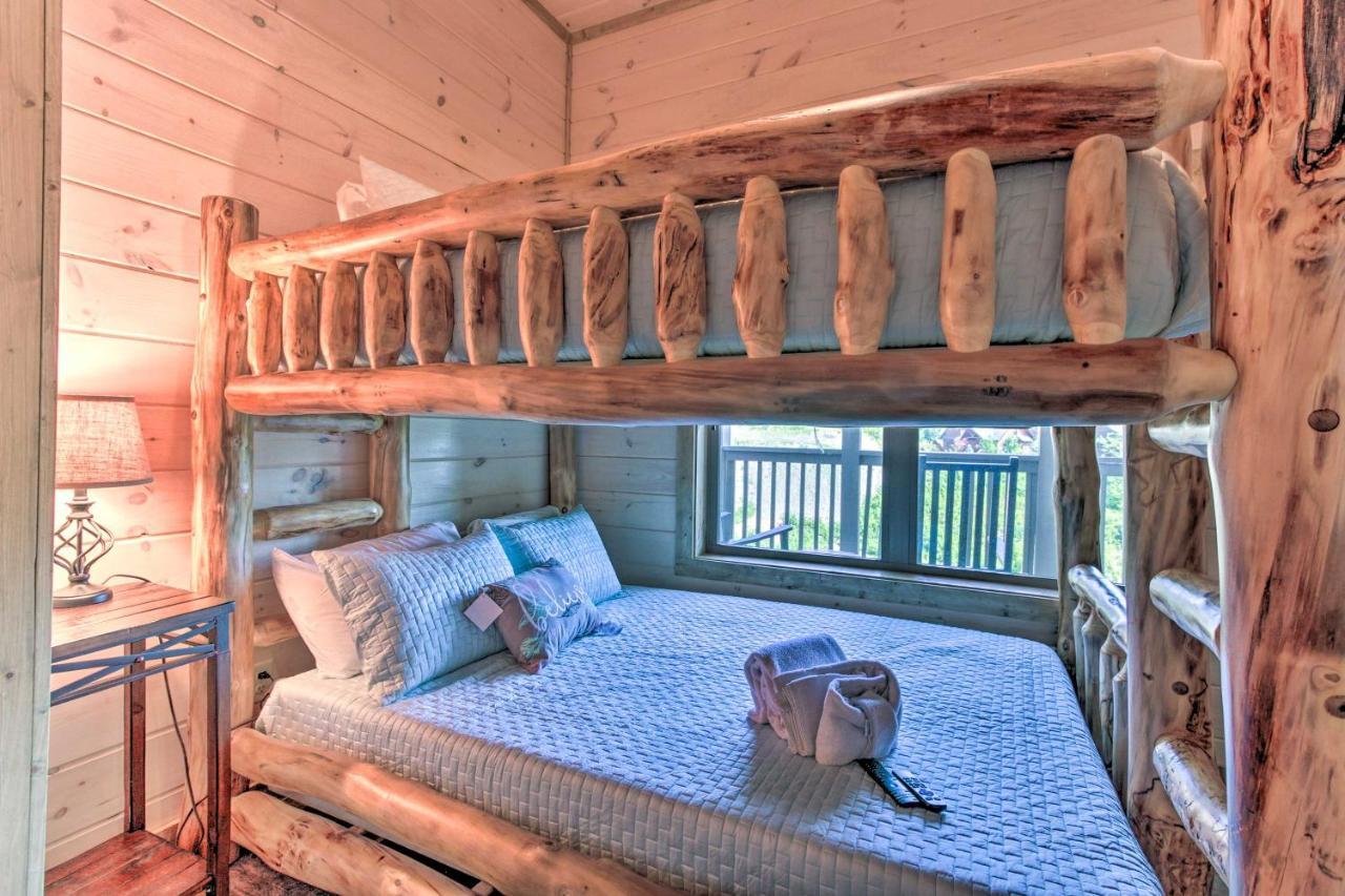 Holiday home 'madison Bear Garden' 7bdr W/hot Tub + Pool Access Pigeon Forge