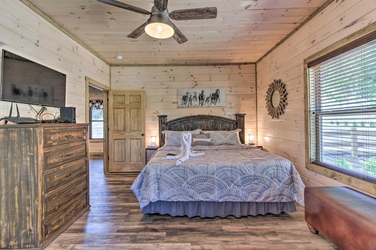 'madison Bear Garden' 7bdr W/hot Tub + Pool Access Pigeon Forge