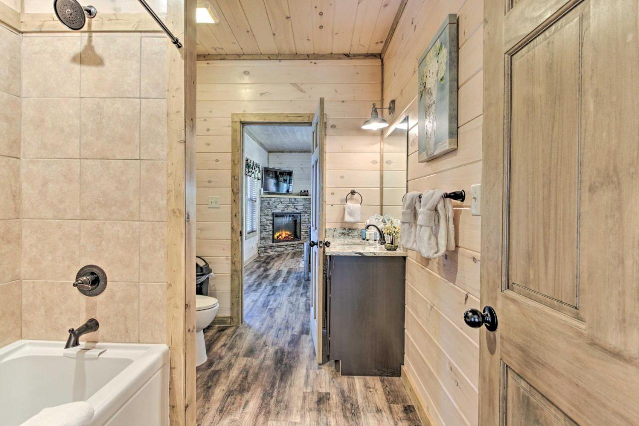 'madison Bear Garden' 7bdr W/hot Tub + Pool Access Holiday home