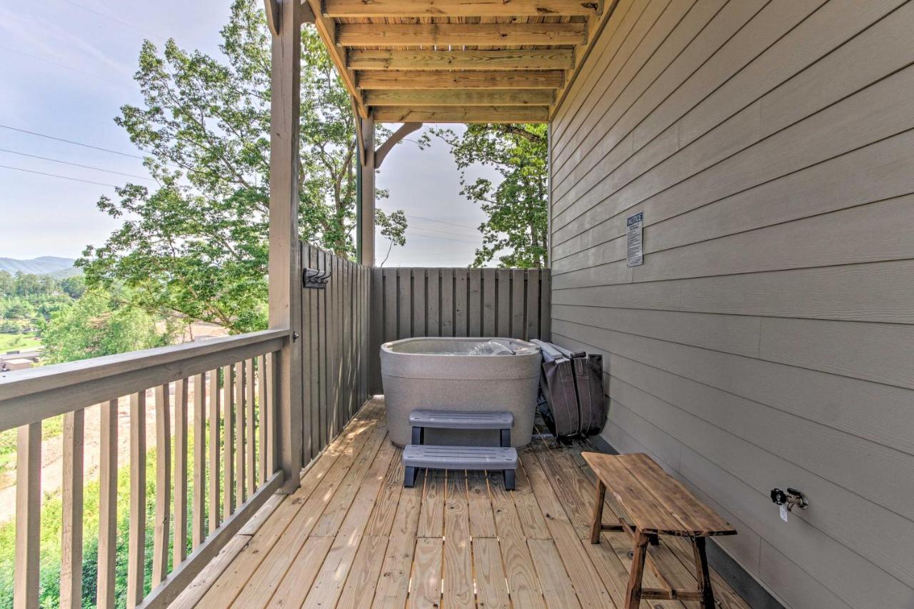 Holiday home 'madison Bear Garden' 7bdr W/hot Tub + Pool Access Pigeon Forge