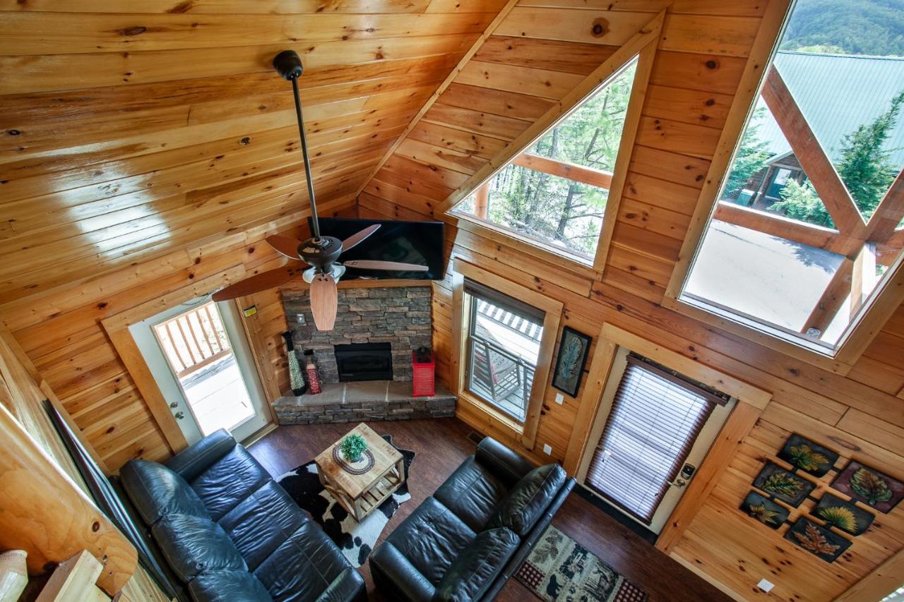 Holiday home Poolin Around With Private Hot Tub And Indoor Pool Pigeon Forge