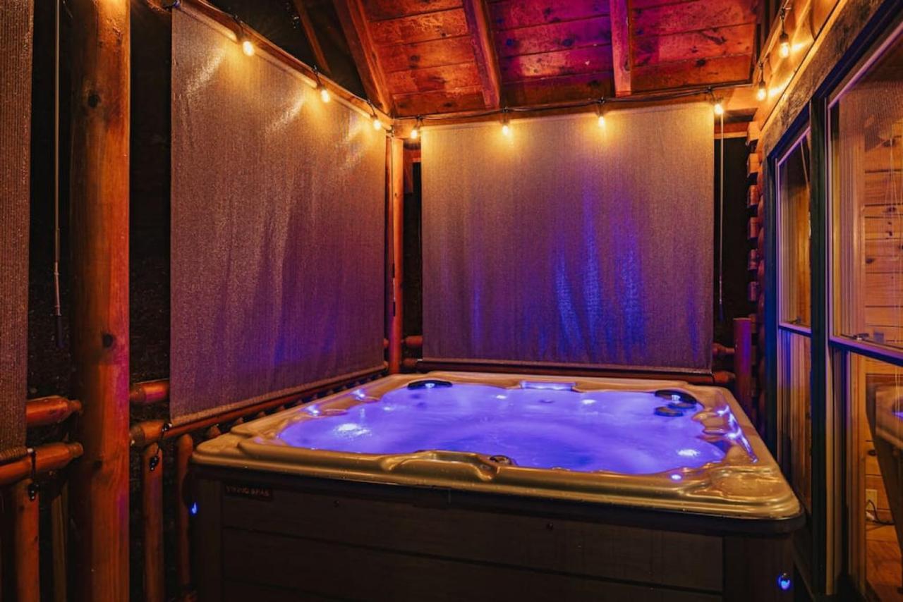Bear Down With Hot Tub, Pool Table, Arcade Games