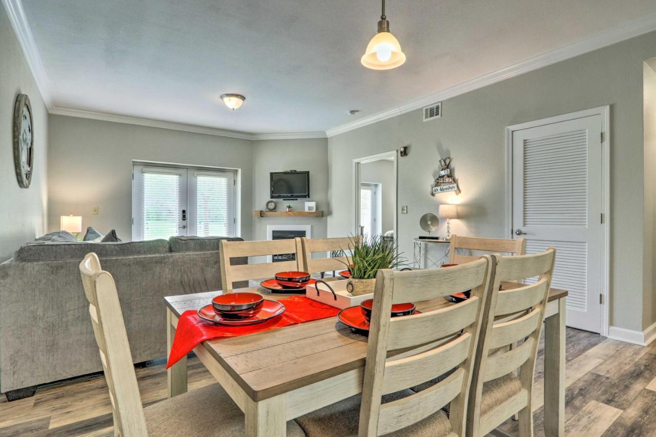 Apartment Downtown With Pool Access! *