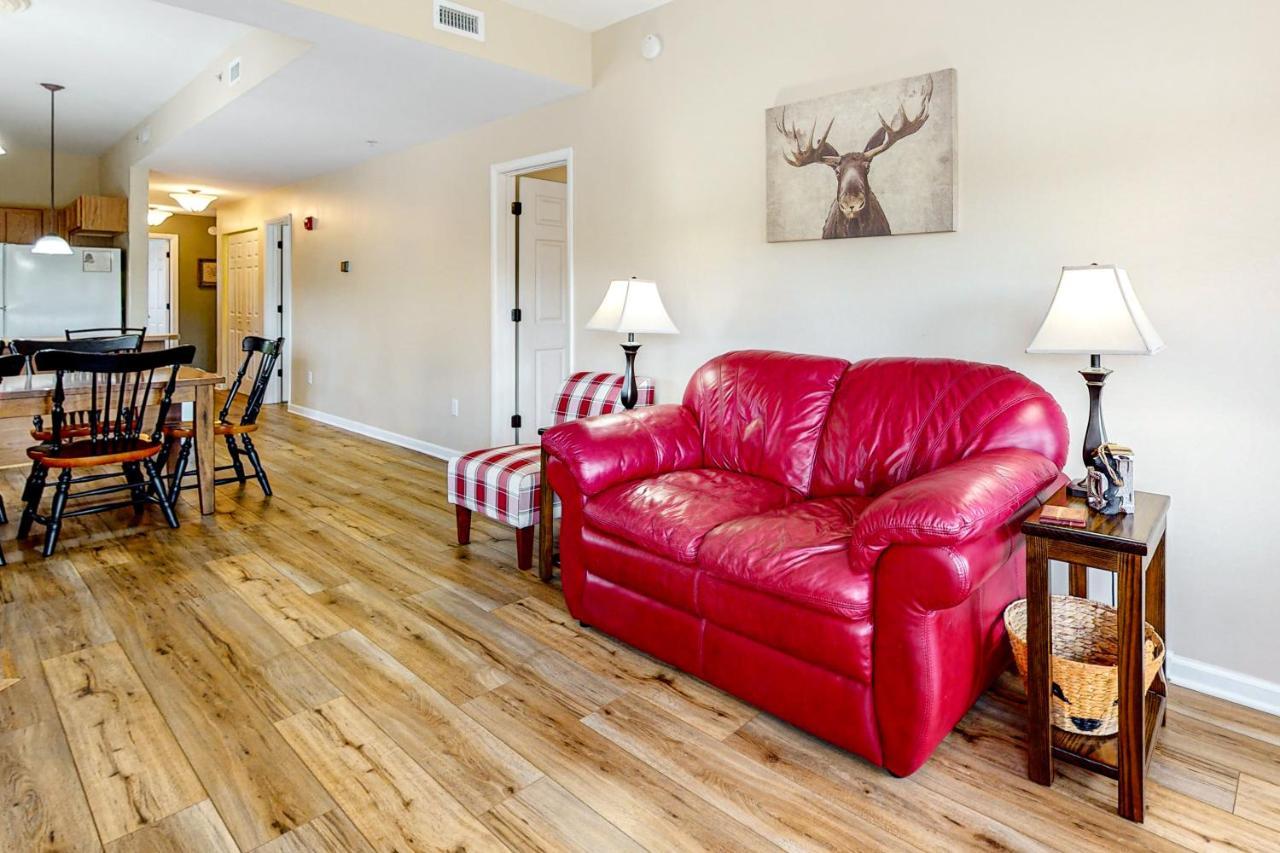 Holiday home Bandit's Riverfront Retreat Pigeon Forge