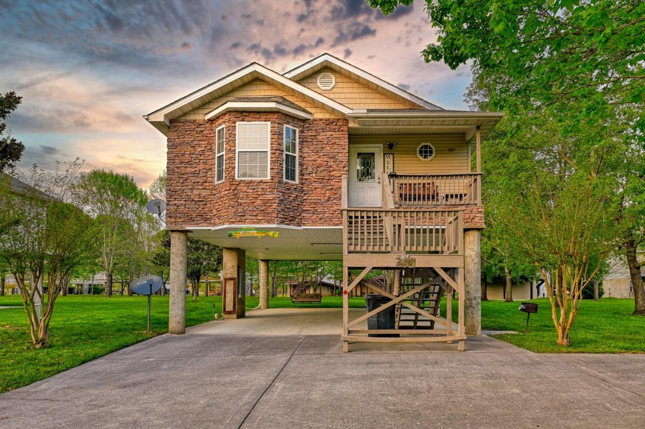High N Dry-quiet River Access Neighborhood, 1 Mile To Parkway, 5 Miles To Dollywood! Holiday home