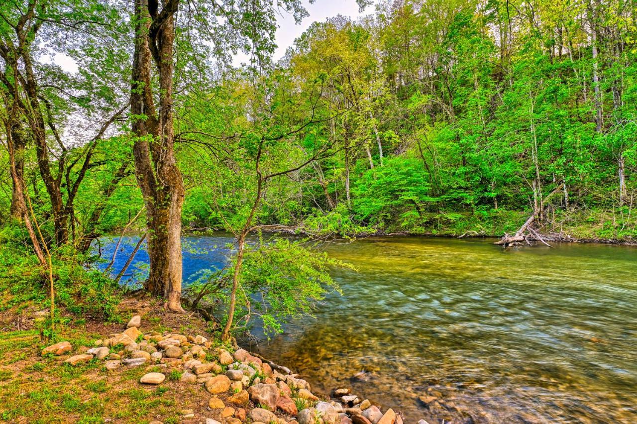 High N Dry-quiet River Access Neighborhood, 1 Mile To Parkway, 5 Miles To Dollywood! *