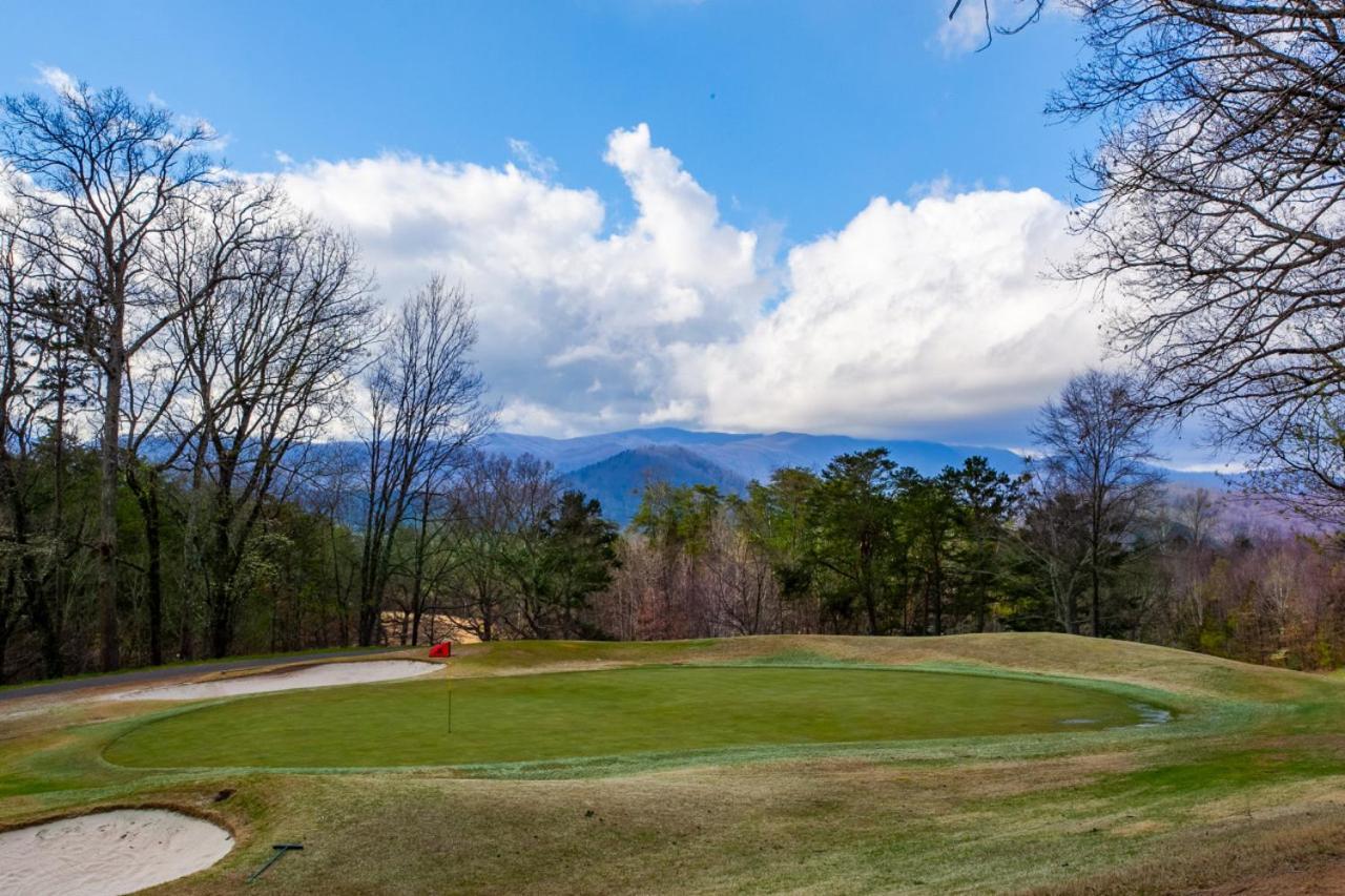 Holiday home Higher Ground With Mountain And Golf View Pigeon Forge