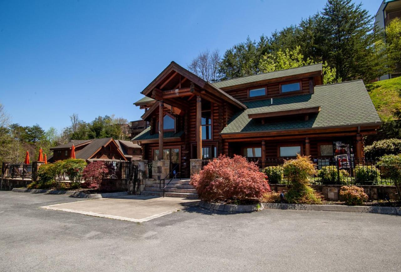 Higher Ground With Mountain And Golf View *