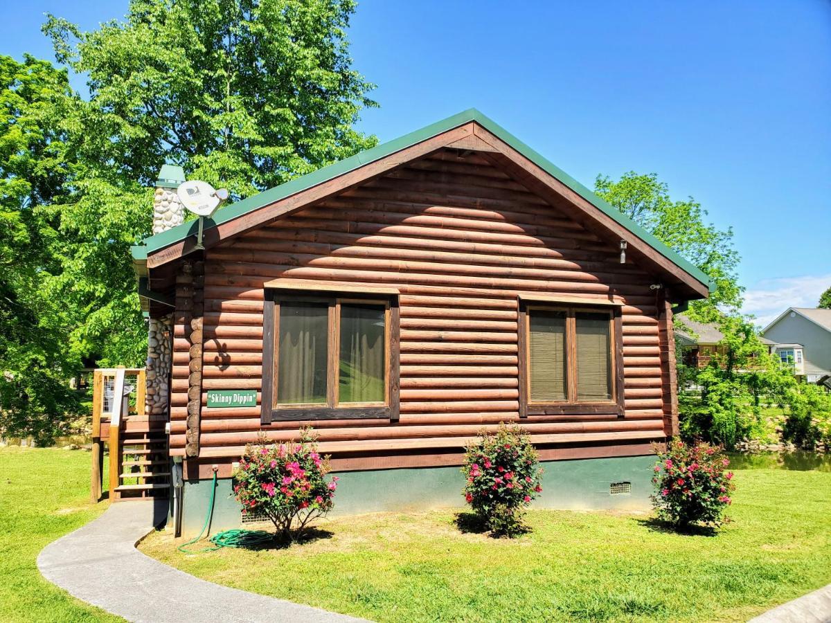 Holiday home Skinny Dippin'-river Front- Free Tickets-dog Friendly Pigeon Forge