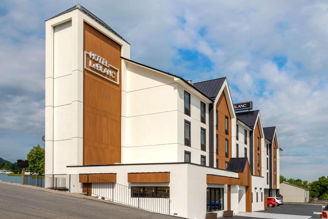 Hotel Leblanc Western Signature Collection Pigeon Forge