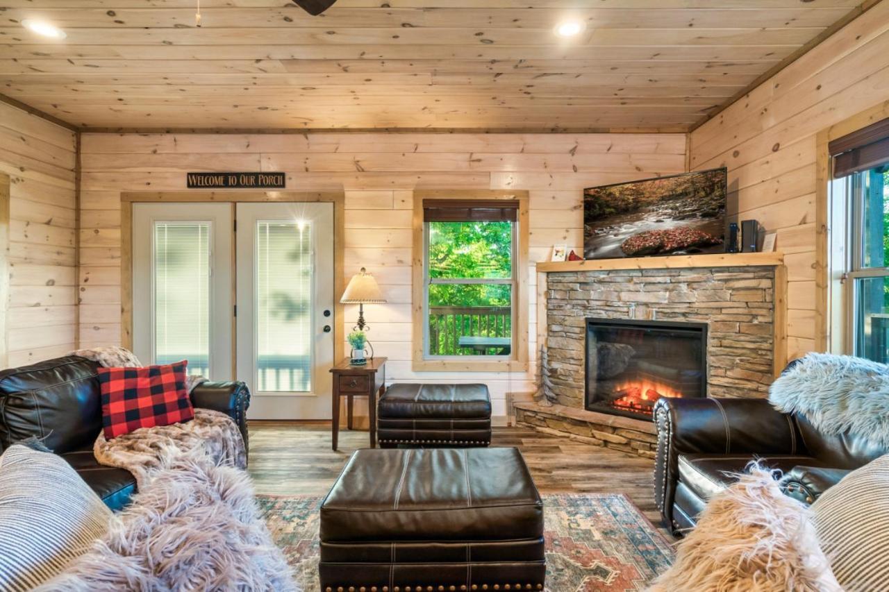 Spring Sale! 6br,theater,hottub,game,pet Friendly * Pigeon Forge
