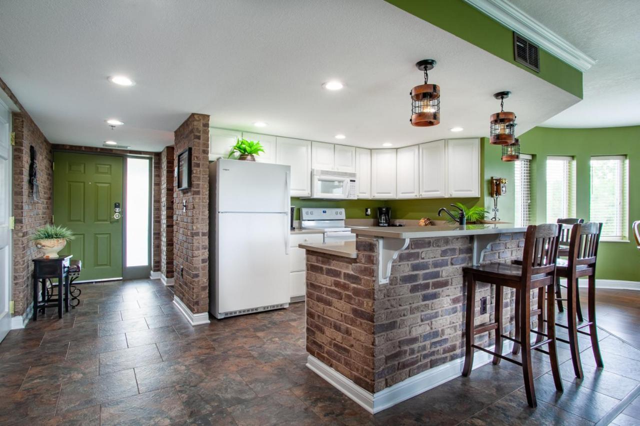 Penthouse Paradise - Fireplace And Mountain View * Pigeon Forge