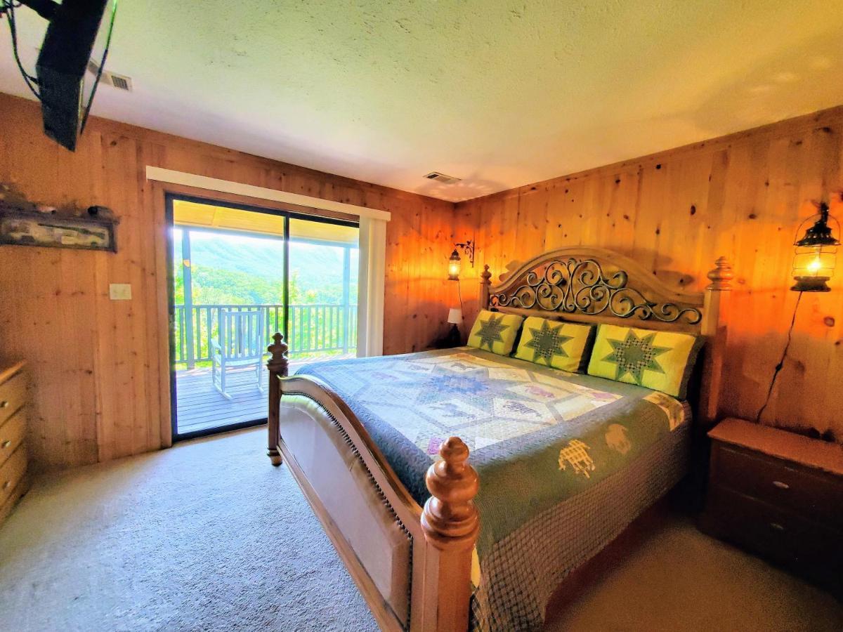 Mountain Ridge Chalet *
