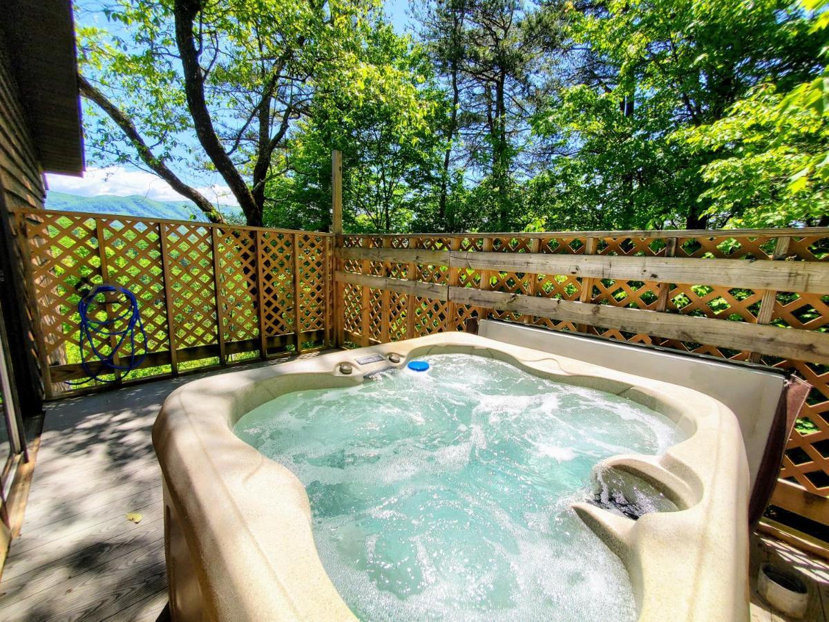 Mountain Ridge Chalet