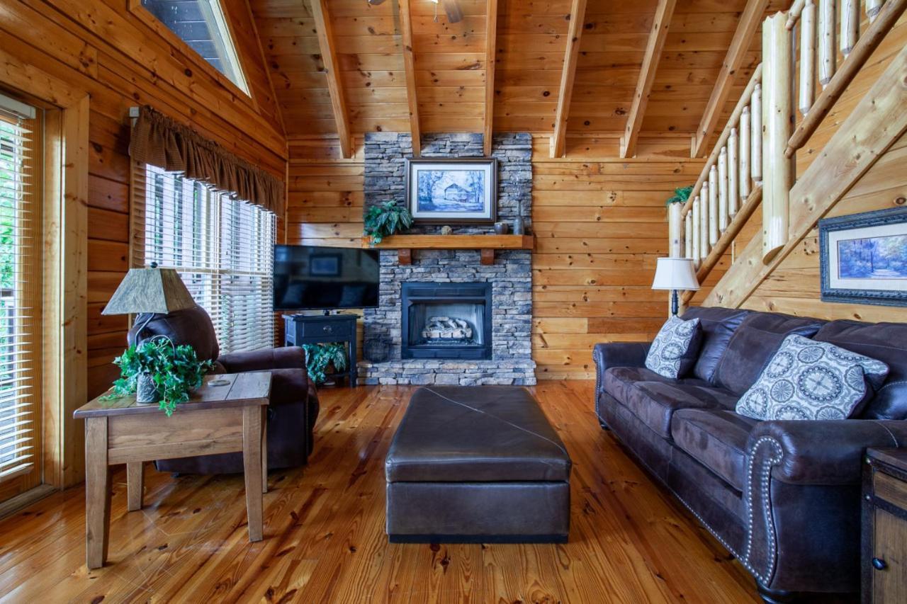 Holiday home Rocky Retreat - Mtnview,communitypool,theaterroom
