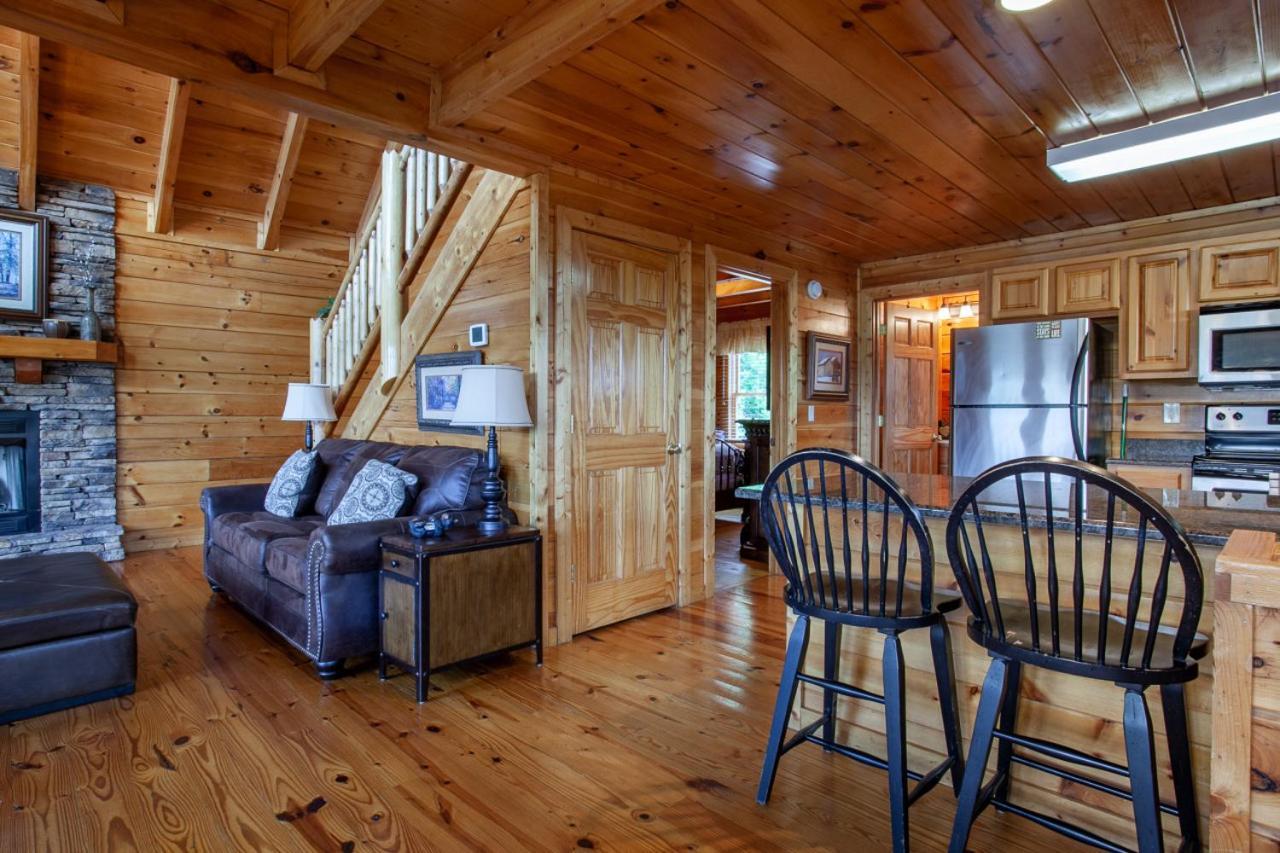 Holiday home Rocky Retreat - Mtnview,communitypool,theaterroom