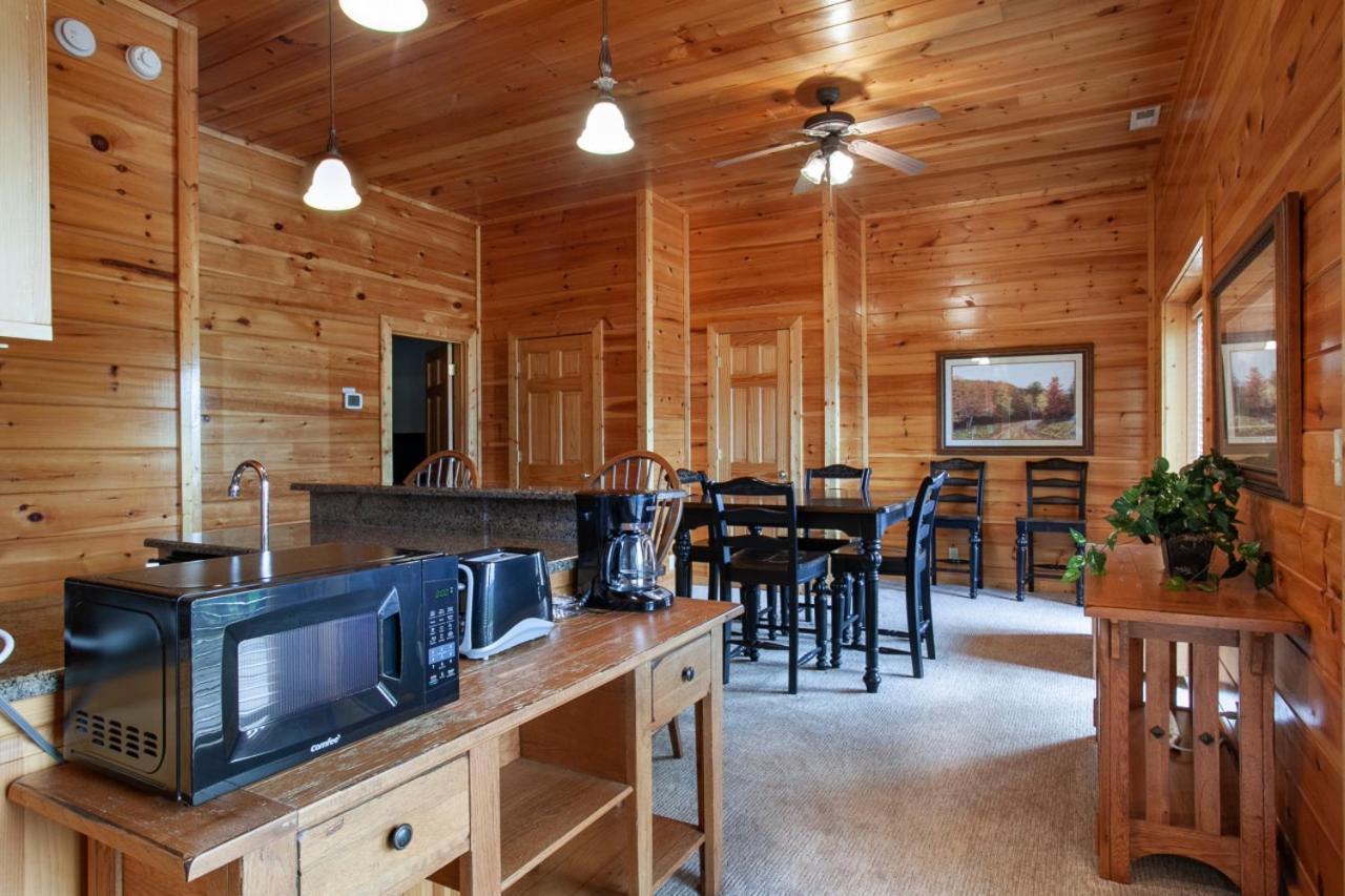 Holiday home Rocky Retreat - Mtnview,communitypool,theaterroom *