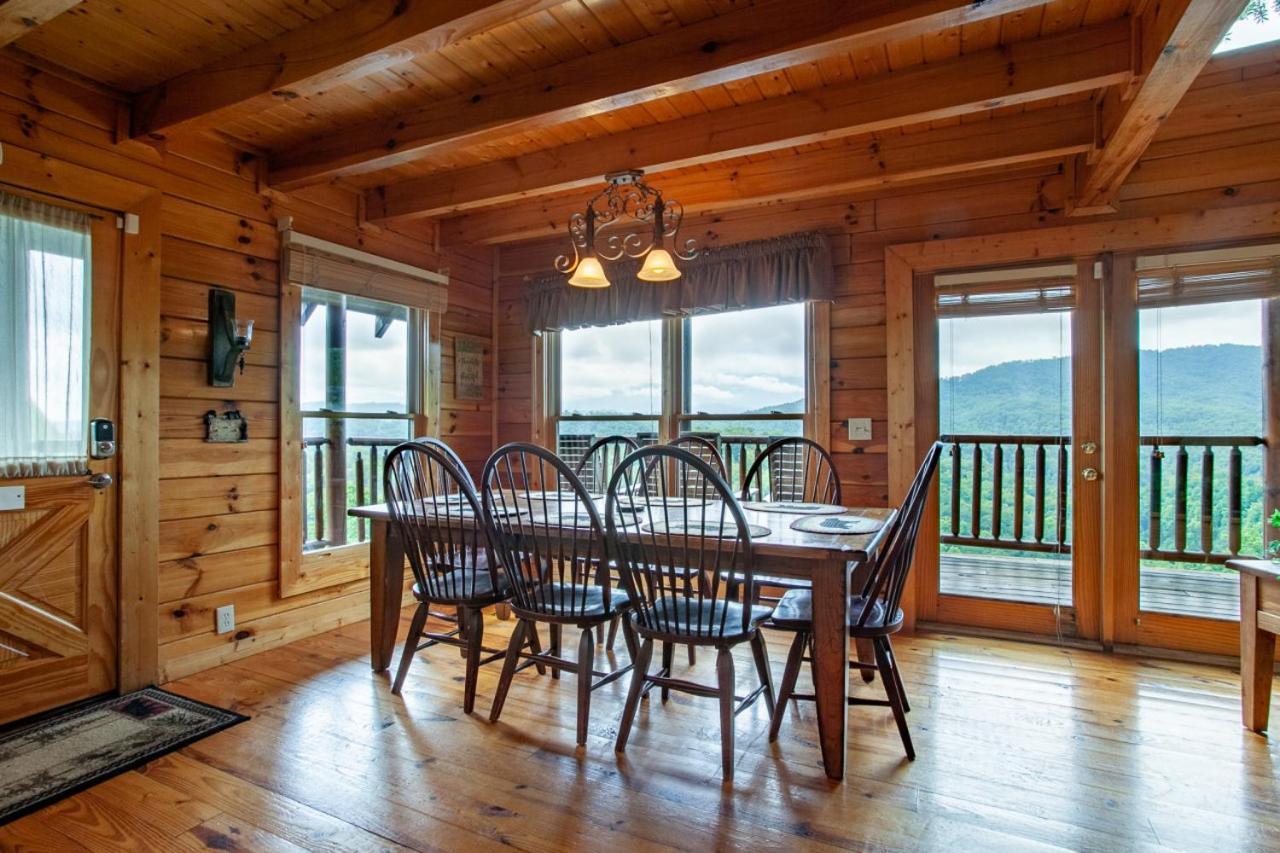 Rocky Retreat - Mtnview,communitypool,theaterroom